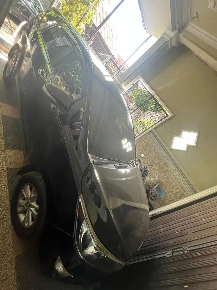 Toyota Kijang Innova Reborn 2.4 V AT Diesel 2016