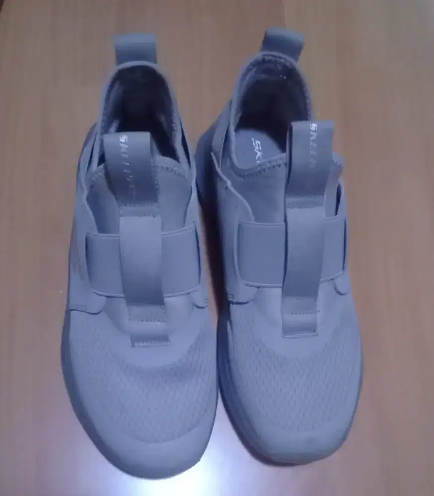 Sepatu Skechers original wanita