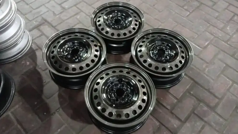 Velg OEMLOOK R15 Agya Ayla Calya Sigra Yaris Vios Etios Altis Corolla