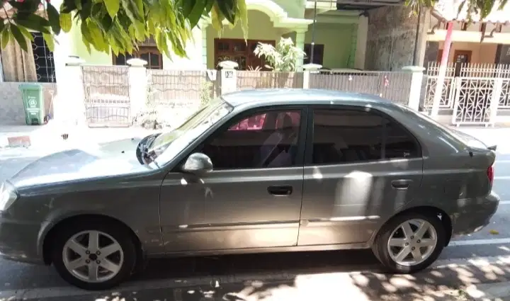 Jual mobil Hyundai Avega Manual 2010