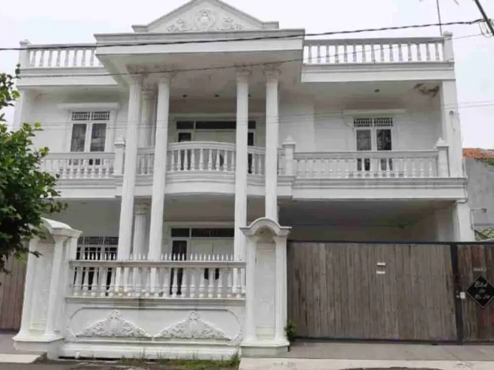 Dijual rumah mewah elegan harga murah dari pasaran! lokasi nyaman & strategis. (Via Lelang)