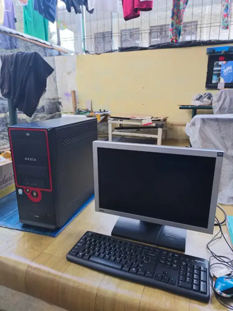 KOMPUTER SPEK INTELCORE DUO, BESERTA STABILIZER, KEYBOARD, MOUSE KABEL