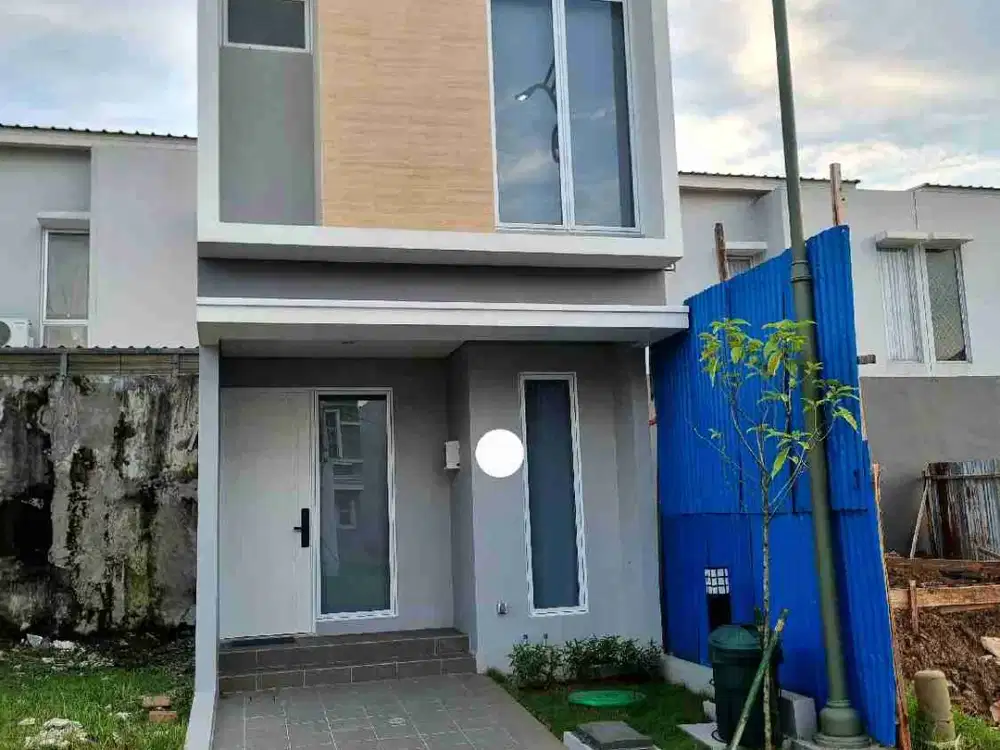 Free PPN! Rumah Amarillo Village di Pusat Gading Serpong