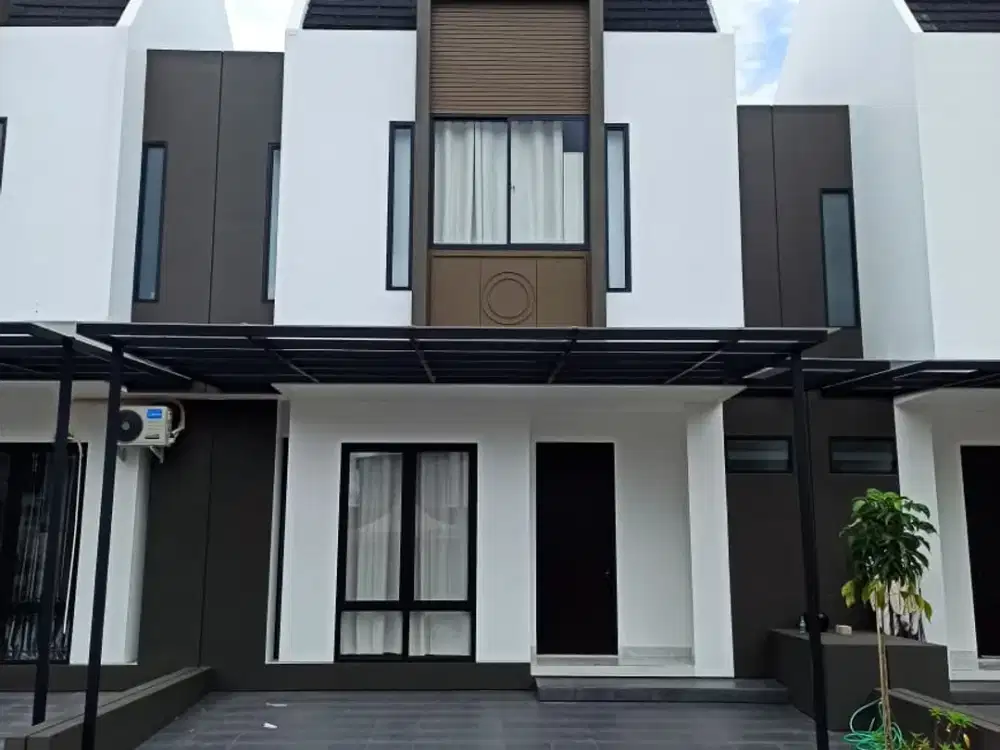 Rumah 2 lantai dekat rumah sakit bhayangkara