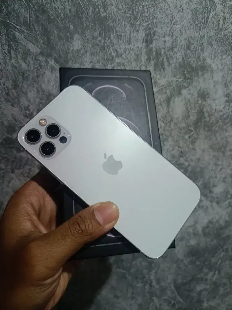 iPhone 12 pro 128gb minus tompel