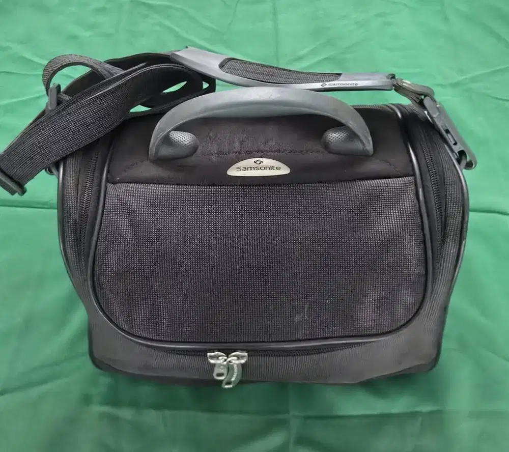 TAS MAKE-UP/KAMERA/TRAVEL/VANITY/MULTIFUNGSI Samsonite Emission II BLC