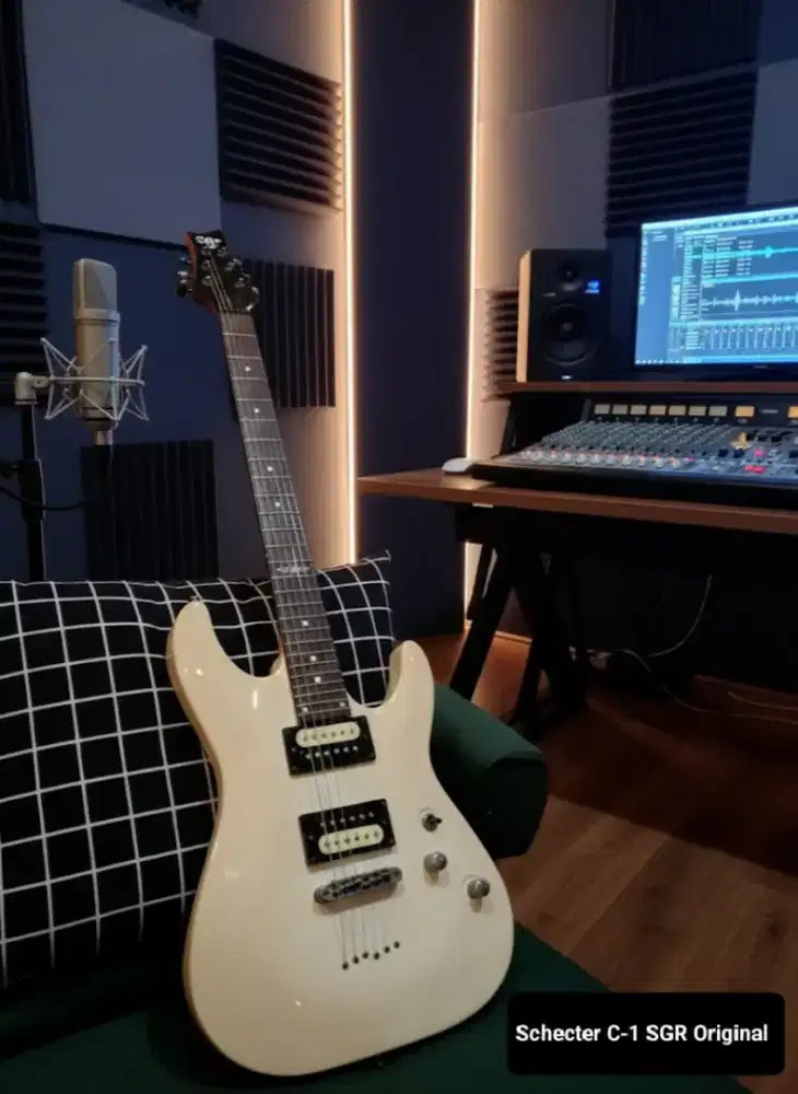 Gitar Schecter C-1 SGR Original siap manggung