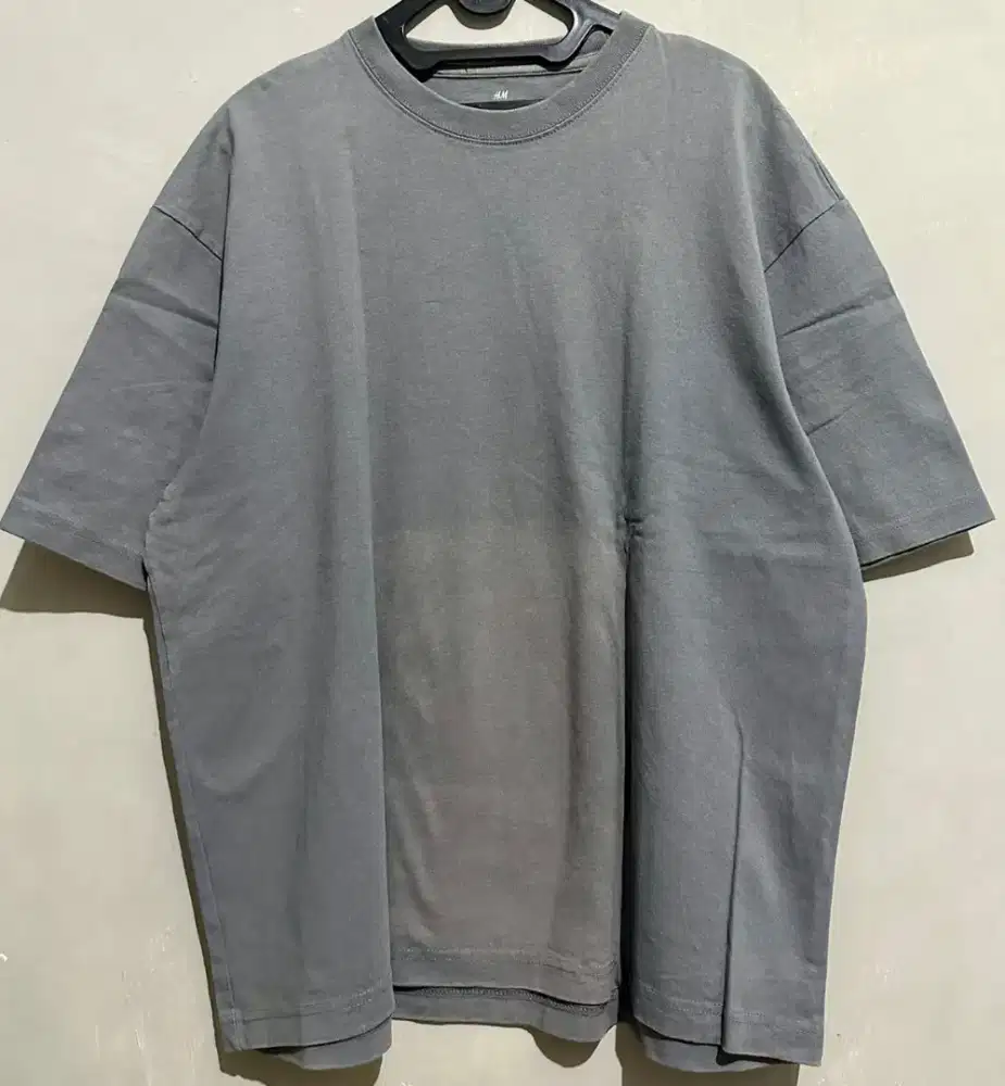 Kaos HnM Original Bahan Tebal