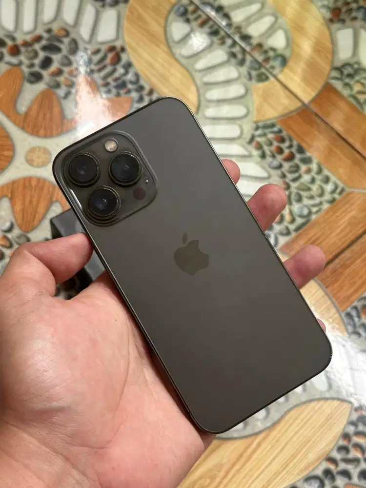 iPhone 13 pro 128 inter