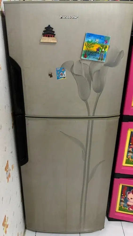 Kulkas 2 pintu panasonic
