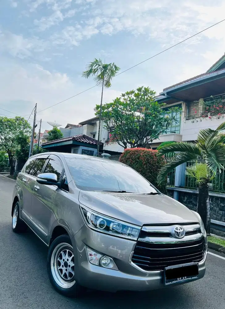 Toyota Innova Reborn Q Turbo diesel Matic Rare