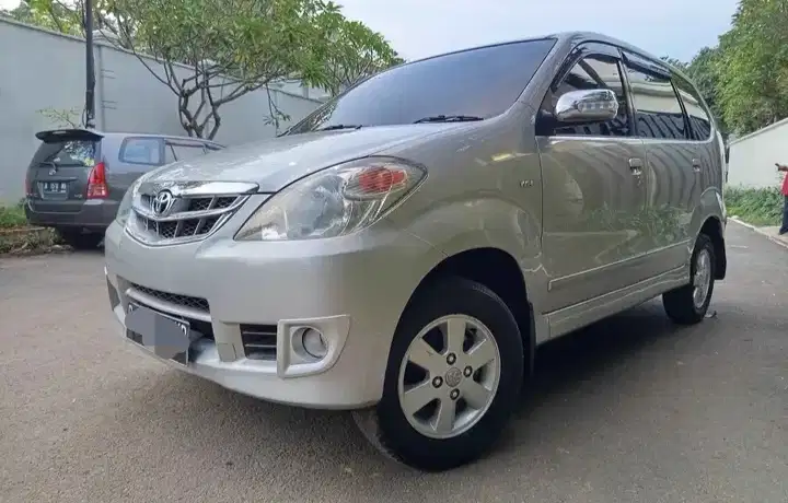 Toyota Avanza 2011 Bensin