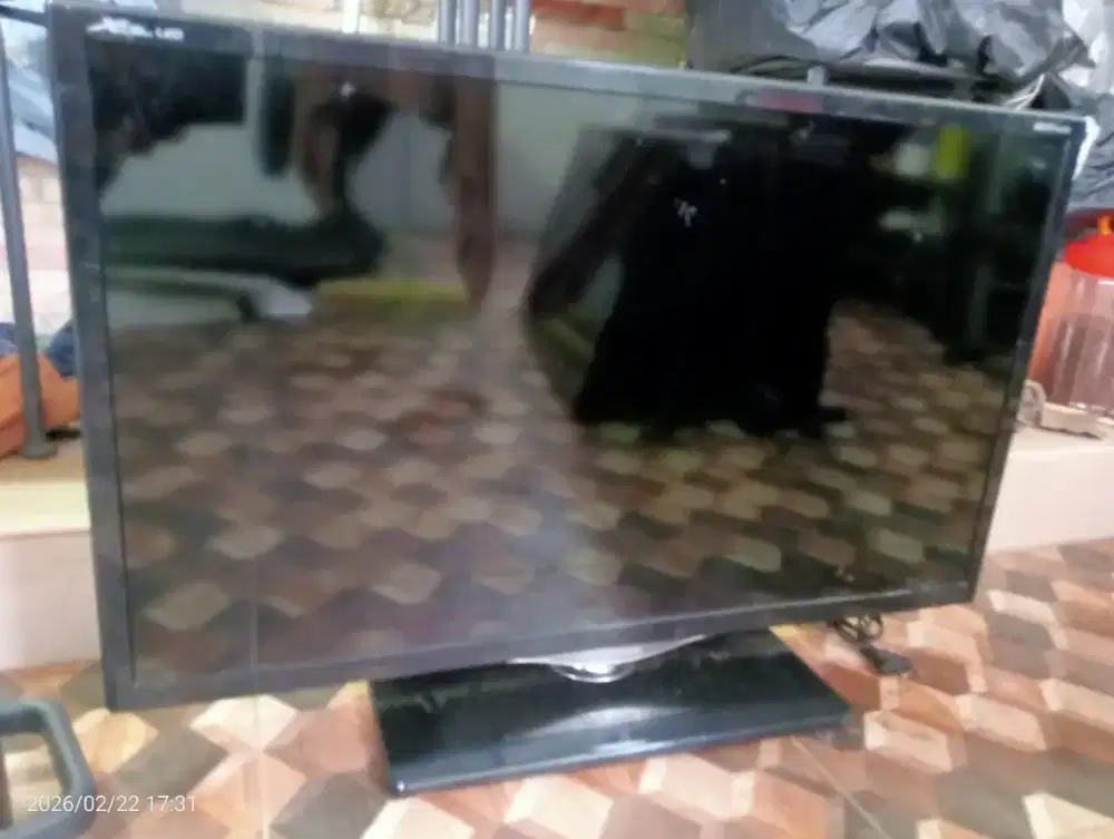 Tv Polytron xcel LED 32 inch