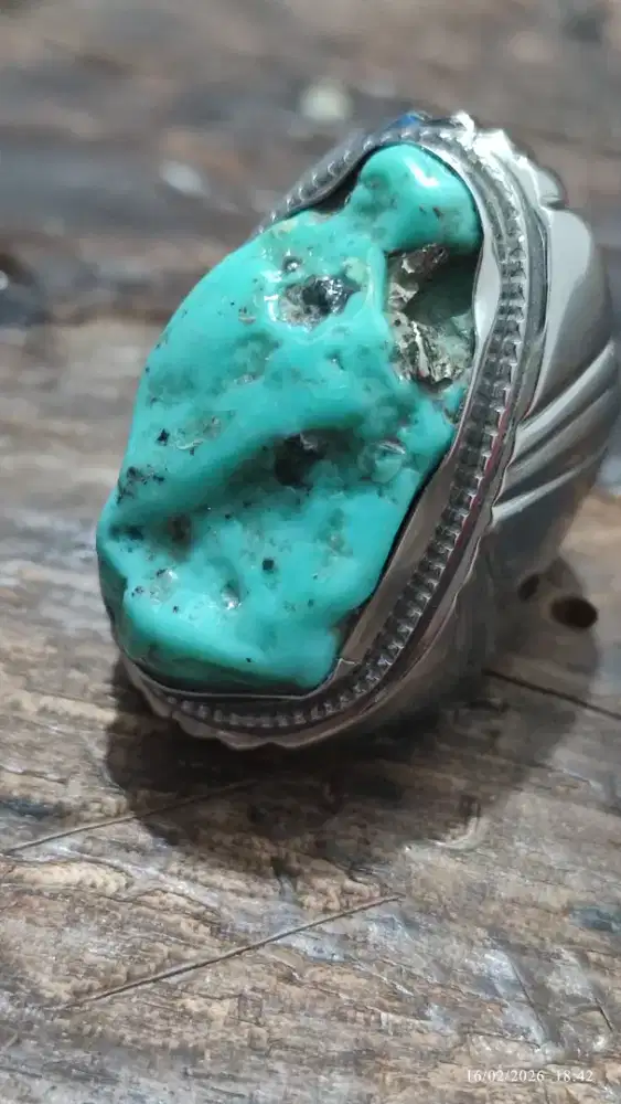 Pirus ngerikil persia lengkap memo bukan Bacan safir cat eye