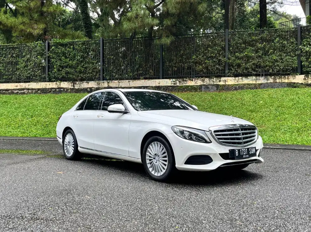 Mercy C250 Exclusive Line 2015.