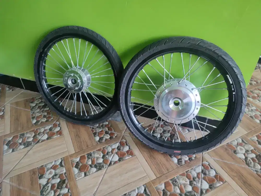 velg ring 17 Vrossi satu set + ban