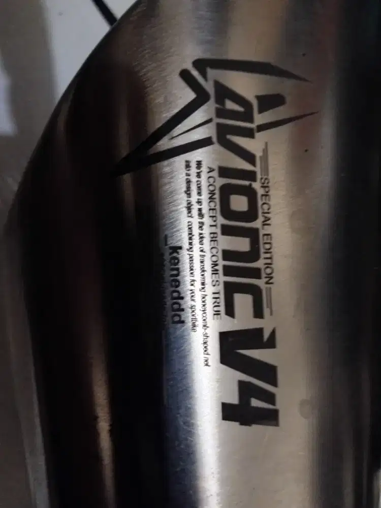 Knalpot kawasaki ninja zr 4 cylinder