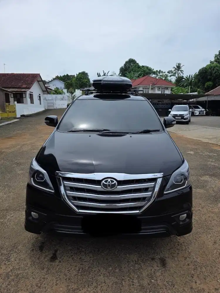 INOVA G LUXURY 2015 METIK BENSIN