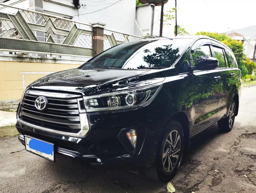 Toyota Reborn 2.0 V Bensin Matic 2022 Hitam KM 50rban