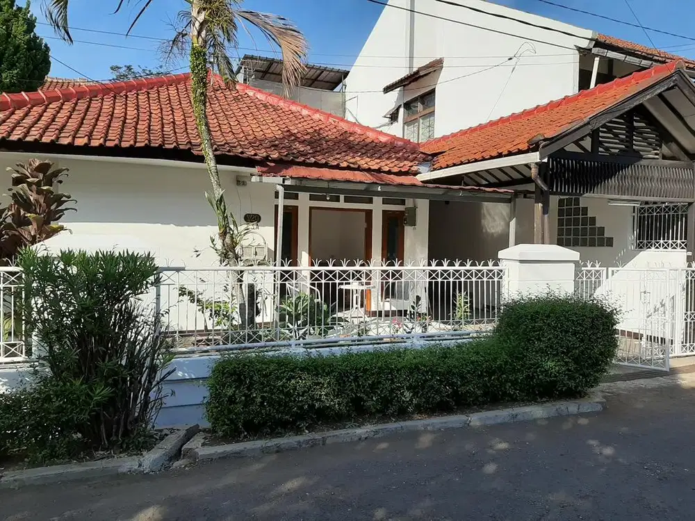 Dikontrakan Rumah Komp. Margahayu Raya Metro