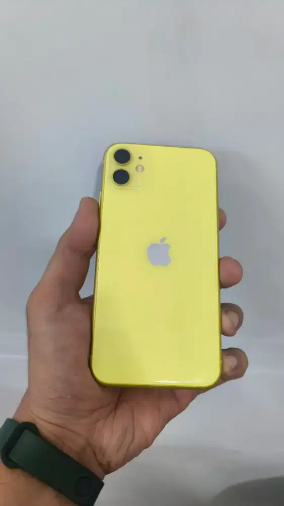 Iphone 11 64gb yellow ibox