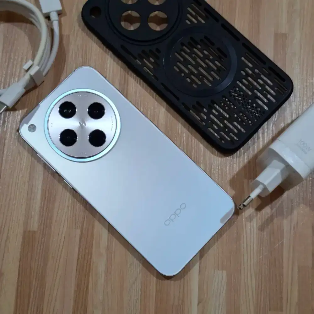 Oppo Find X8 16/512 Resmi Unit Only