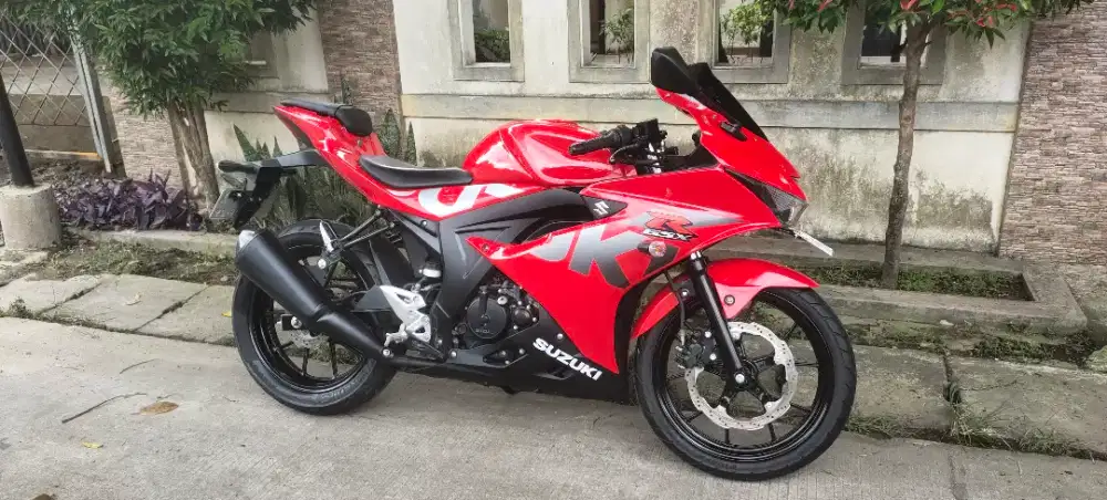Suzuki GSX R 150 Keyless Th 2019 PLAT F CIANJUR Mulus Sekali