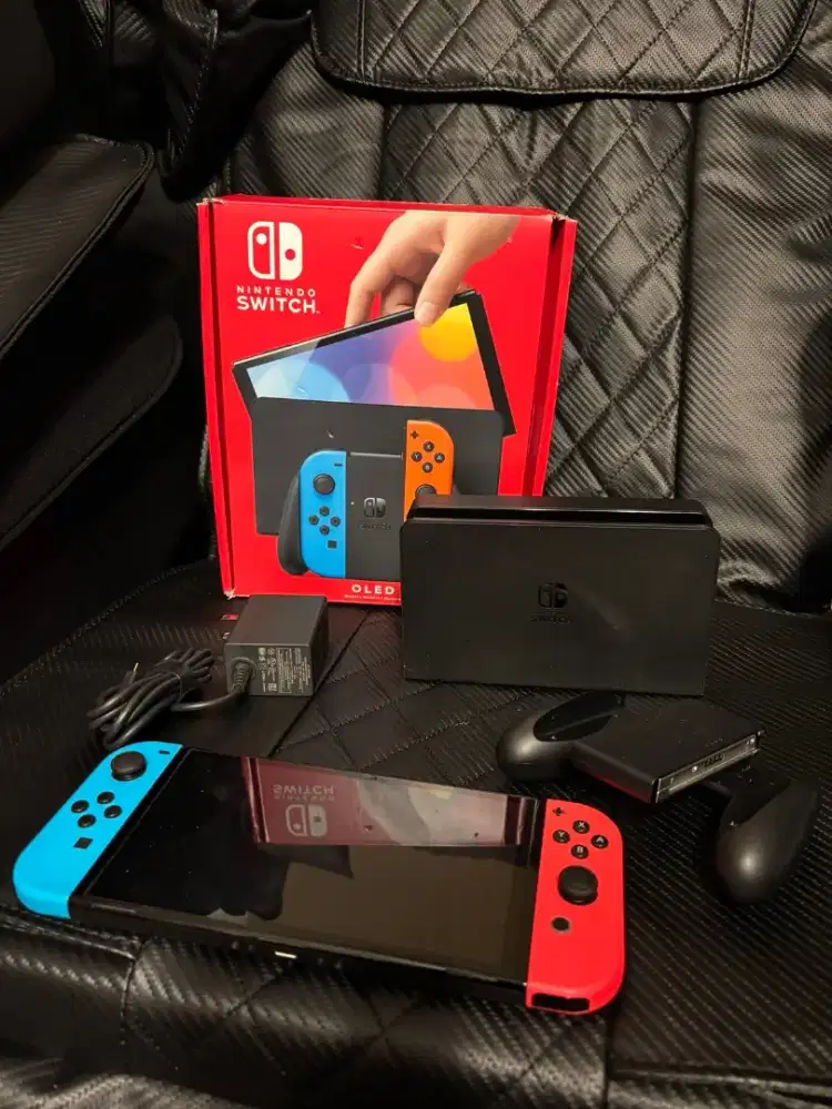 Nintendo switch oled fullset no minus pemakaian sendiri