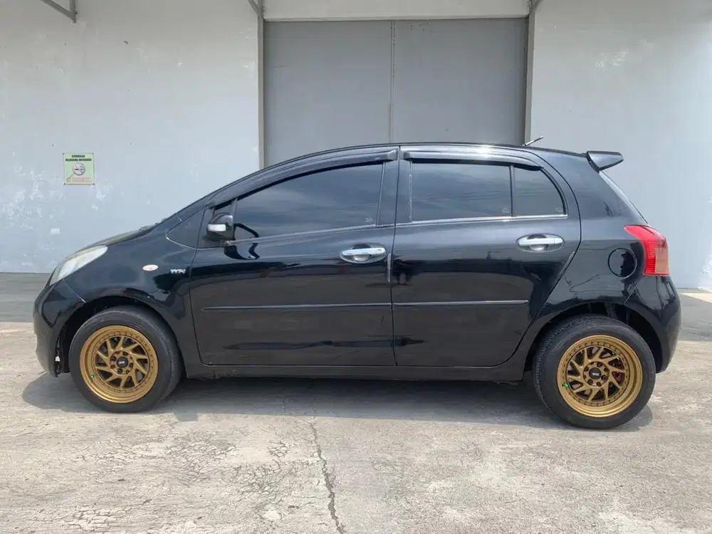 Toyota Yaris tipe S 2008 matic