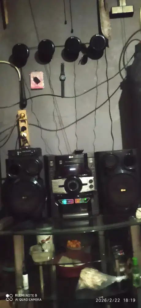 Di jual radio secand barang normal tinggal pake, blotut, mik,