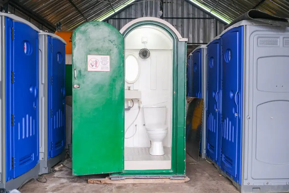 TOILET PORTABLE - FIBERGLASS