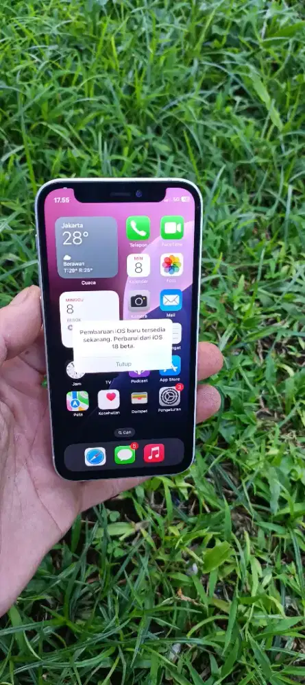 Iphone 12 mini.  64 gb inter