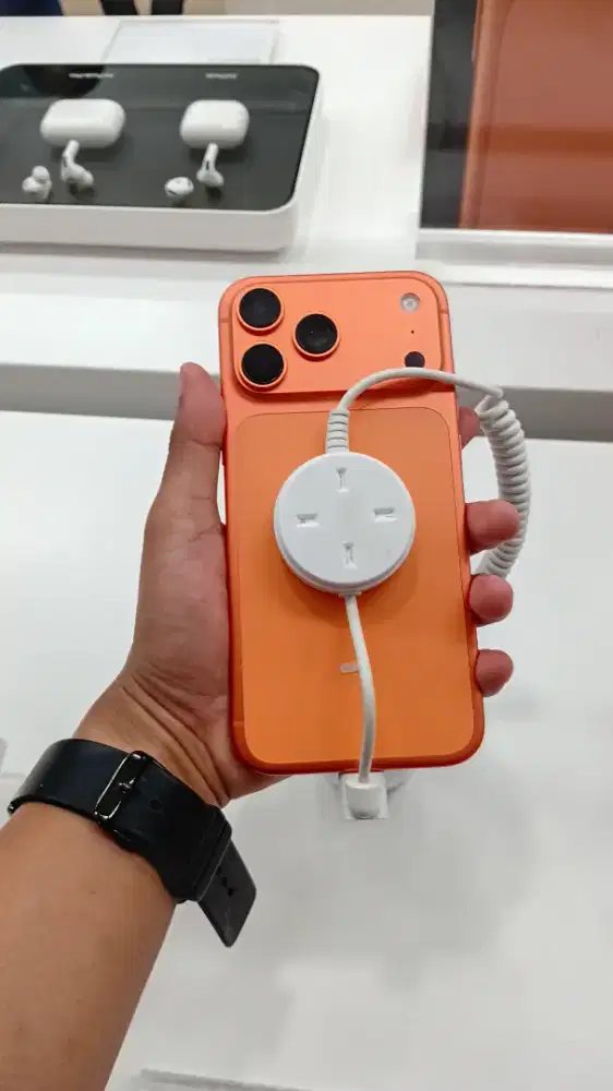 READY IPHONE 17 PRO MAX KREDIT INDODANA BUNGA 0%