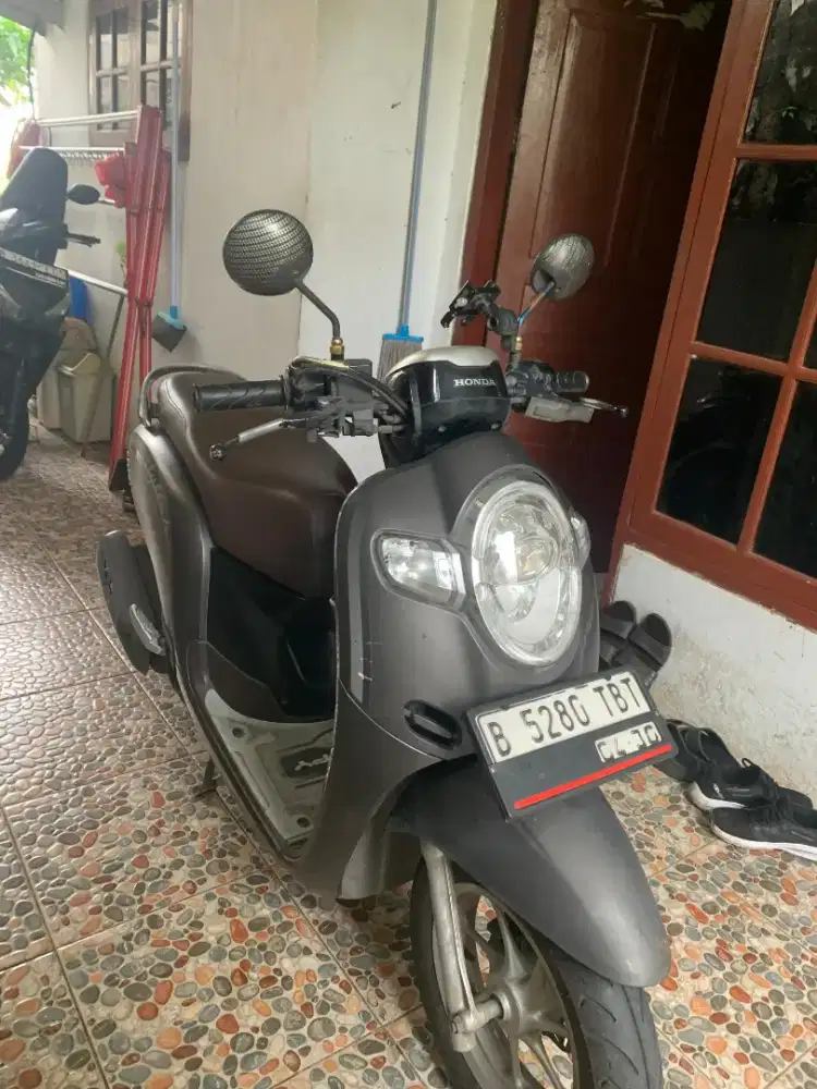 SCOOPY Stylish 2019