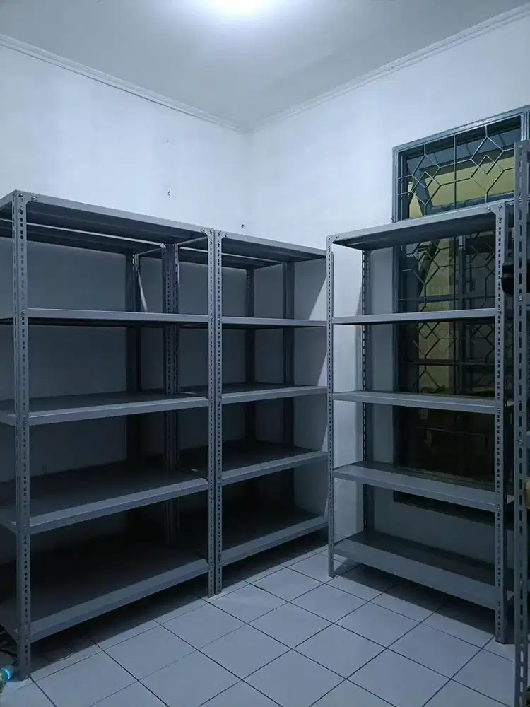 Jual Rak Besi Barang ada 30 Sets