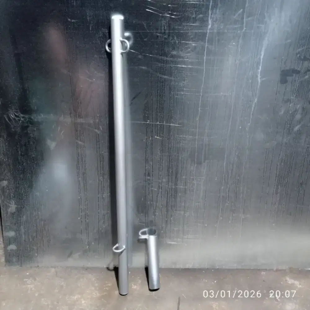 Tiang parkir pipa 1 1/4 galvanis