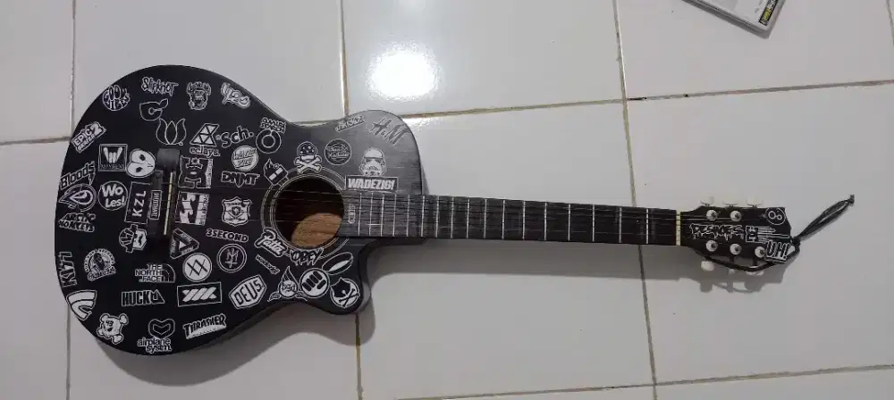 gitar akustik cutaway streetstyle