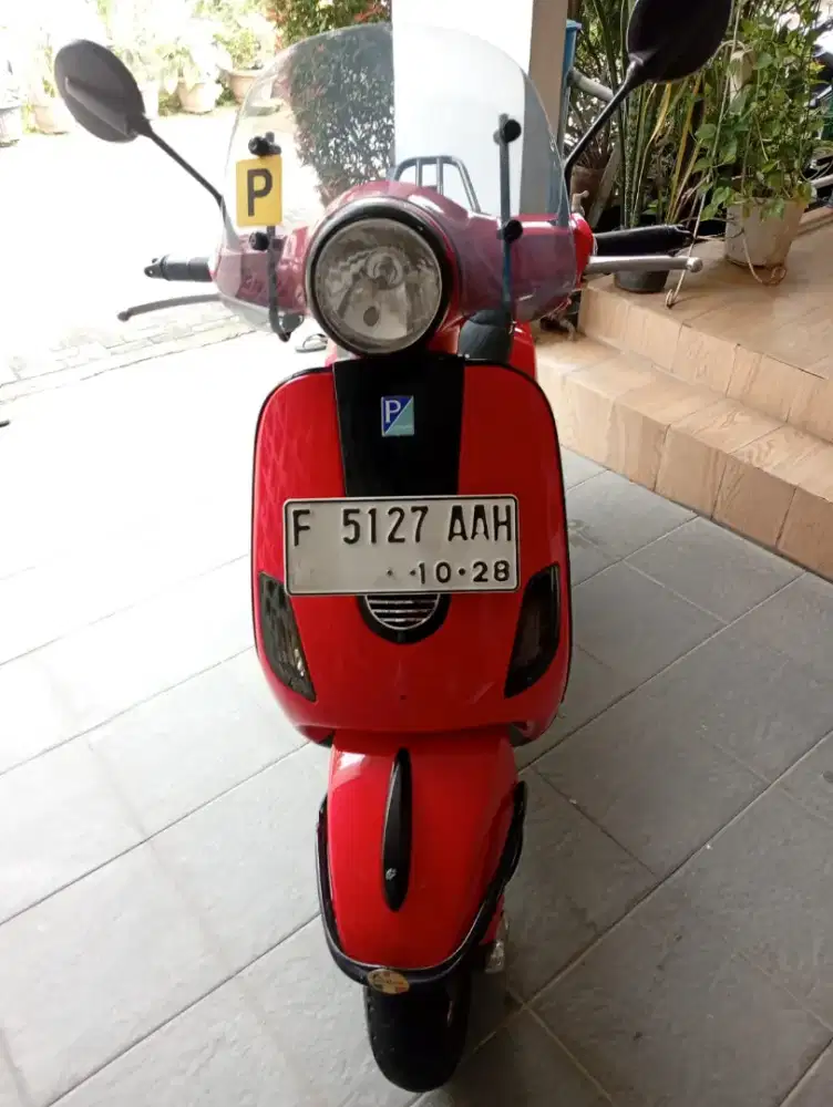 Vespa LX 150 2013 tangan pertama