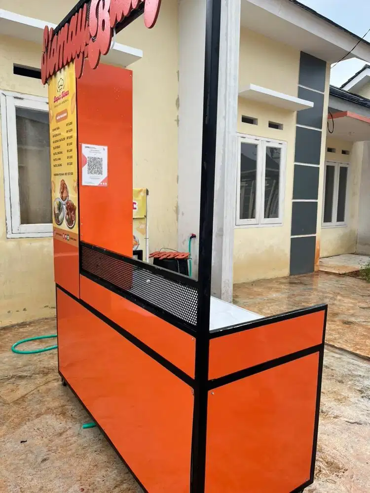 Booth gerobak estetik