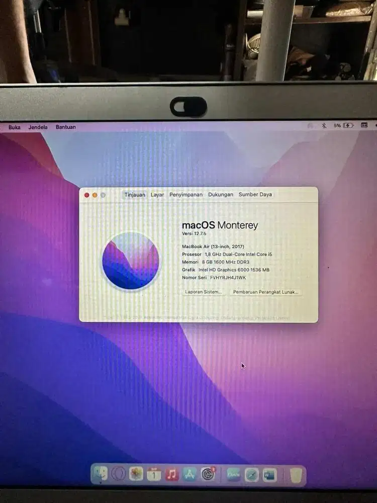 MacBook Air 13-inch 2017