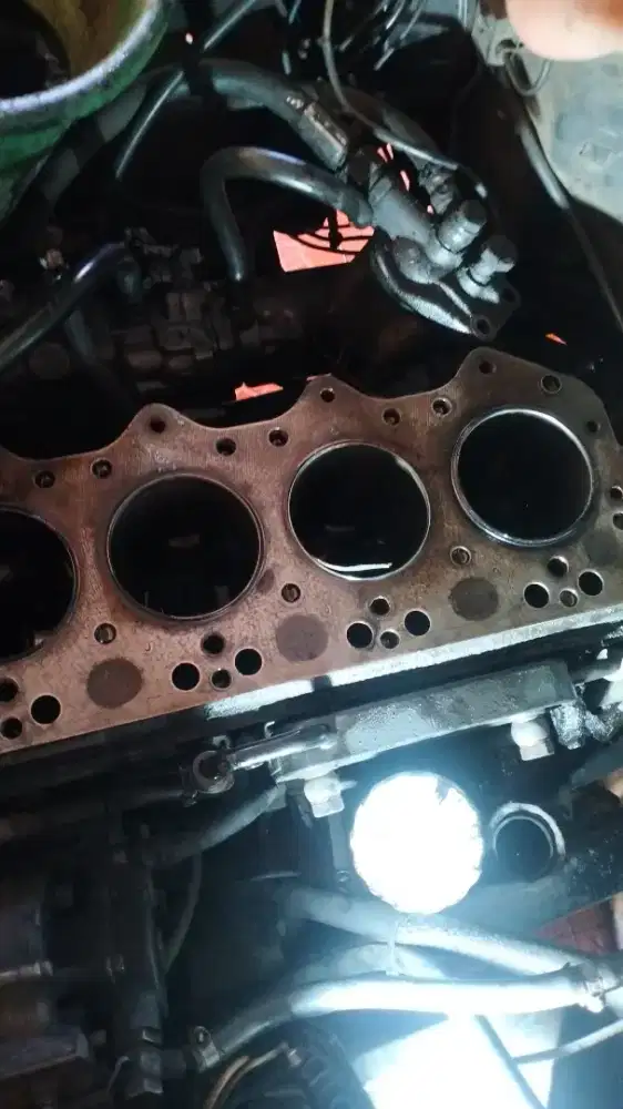 Terima service mobil panggilan