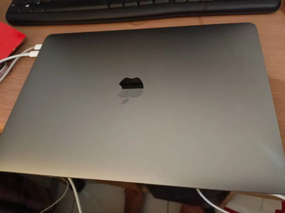 Macbook air M1 8/256GB