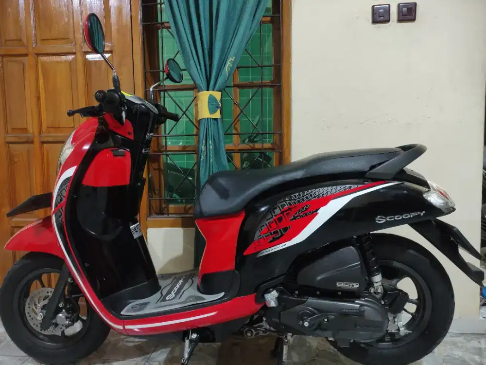 Simpanan low km scoopy donat cbs iss persis baru no minus jarang ada