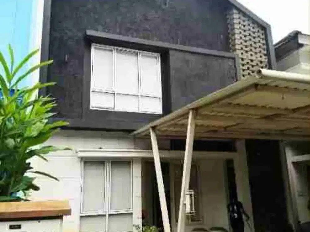 rumah legenda wisata aesthetic ada taman belakang