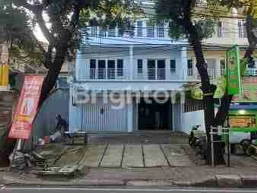 Di jual/sewa Ruko baru gandeng di meruya jakarta barat