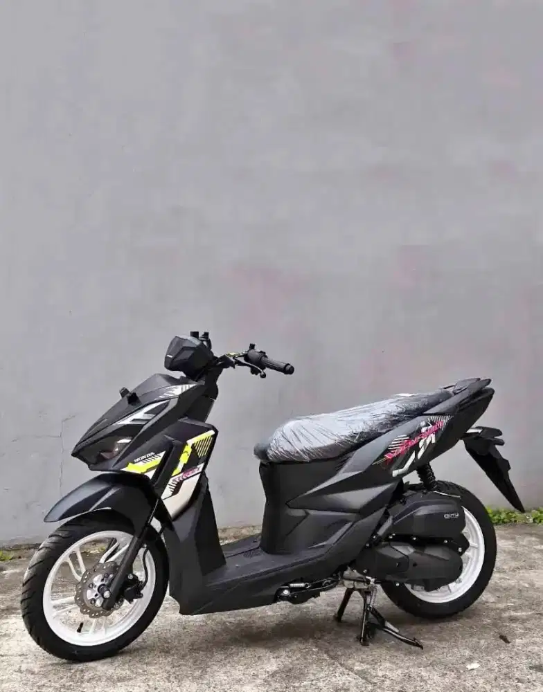 VARIO 125 STREET