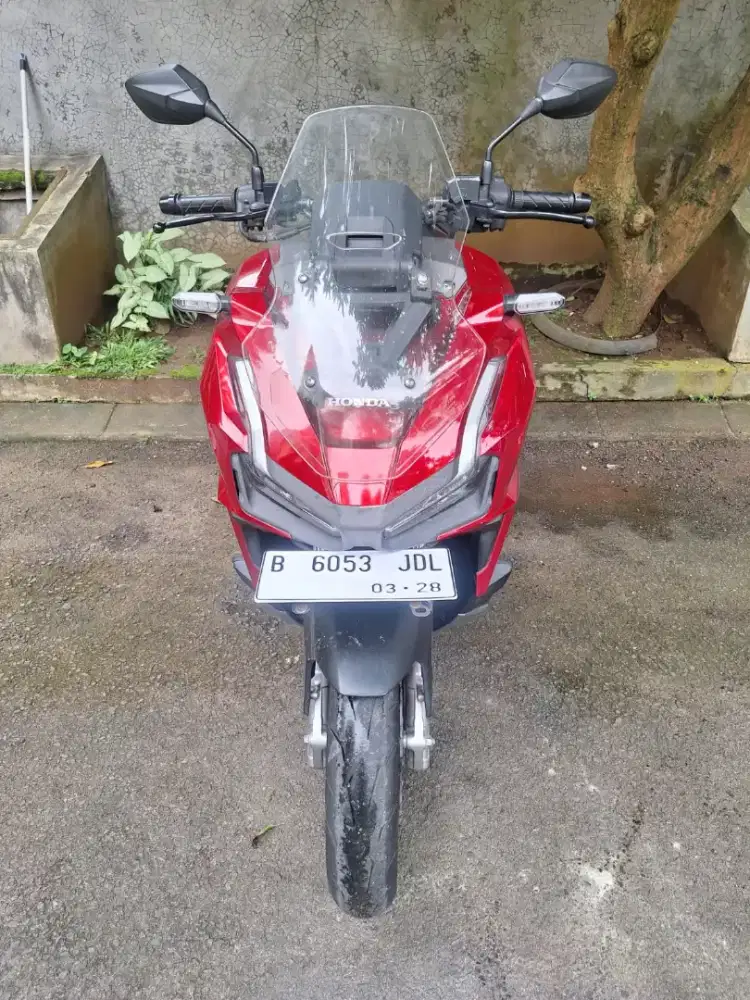Honda ADV 160 CBS Merah