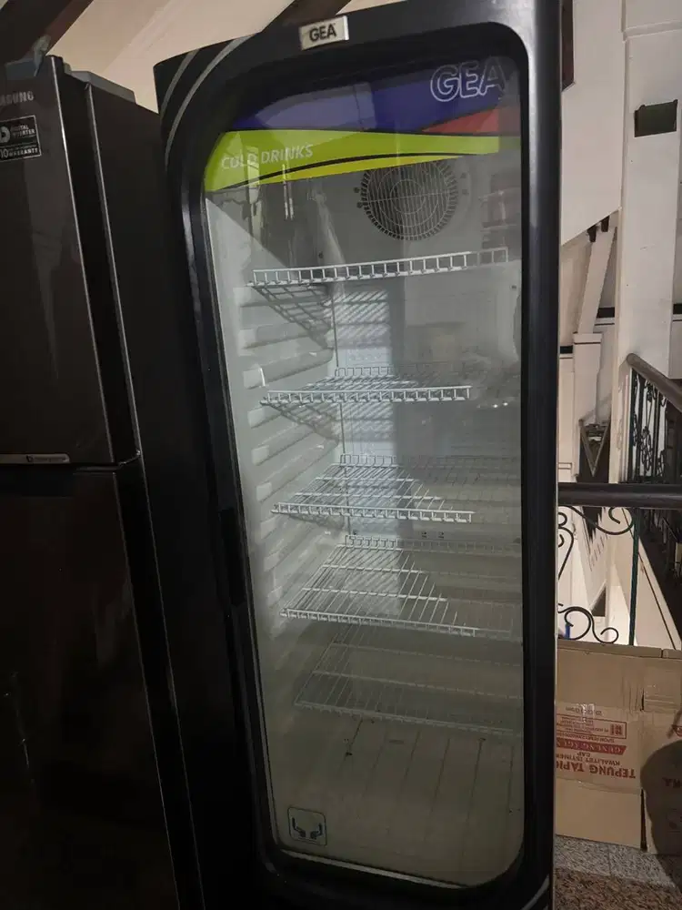 [SECOND] Showcase GEA EXPO-368HS6, Ukuran 360L, 5 Rak