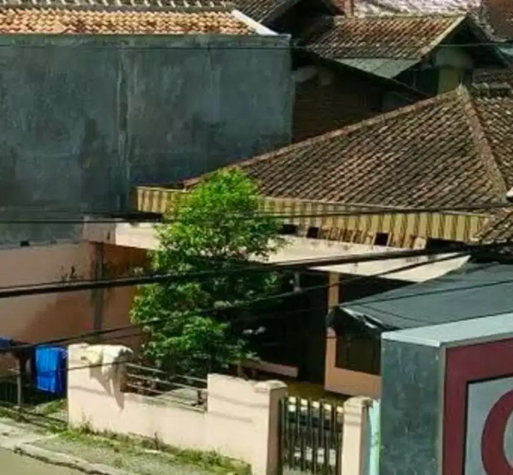 Jual Rumah Strategis Pinggir Jalan Besar Jalan Panday No.17 Garut