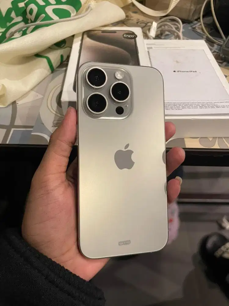 IPHONE 15 PRO 256 GB RESMI IBOX